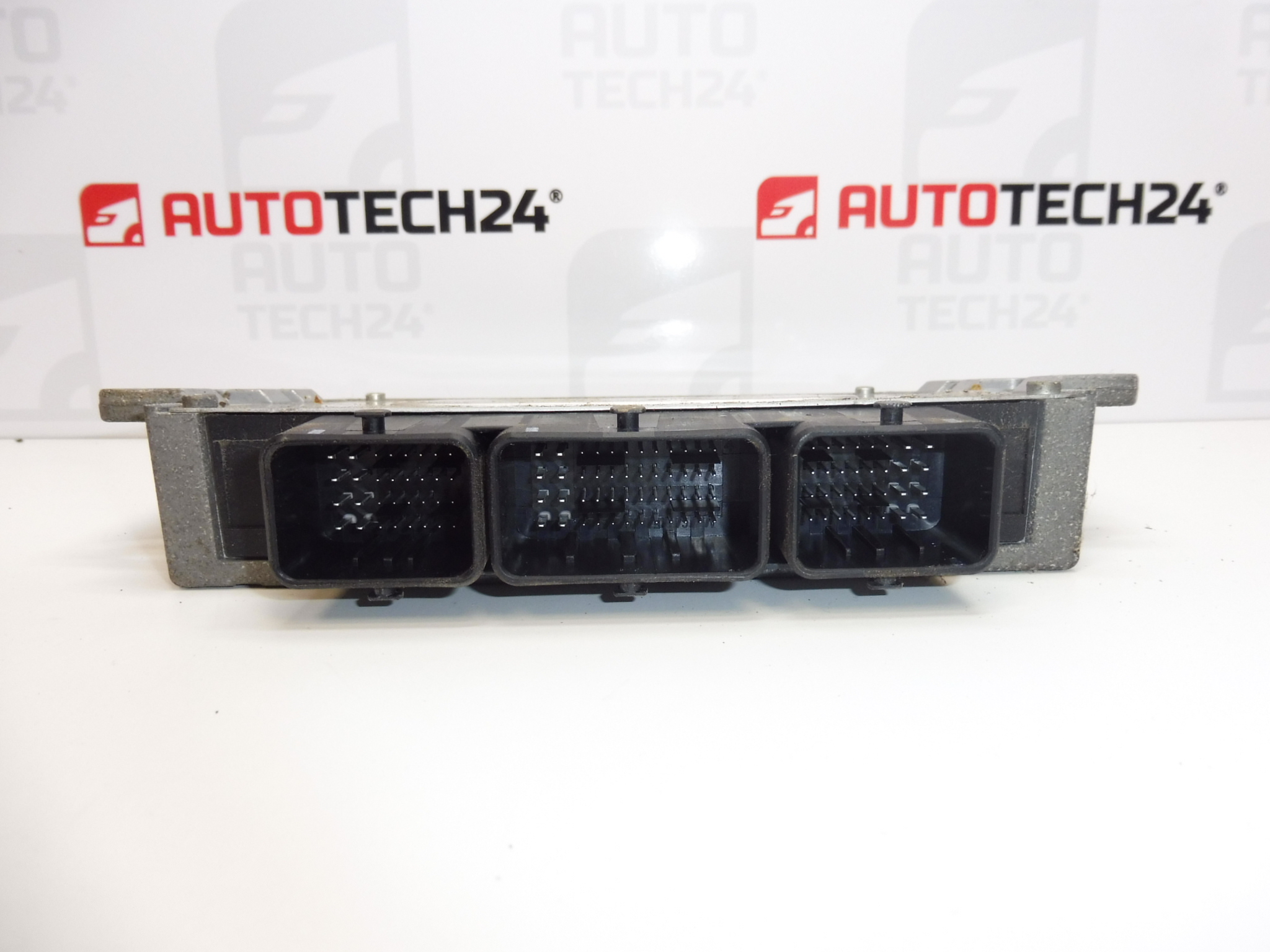 ECU Sagem S2000PM2 Citroën Peugeot 9657018780 9649433980 - Obrázek 2