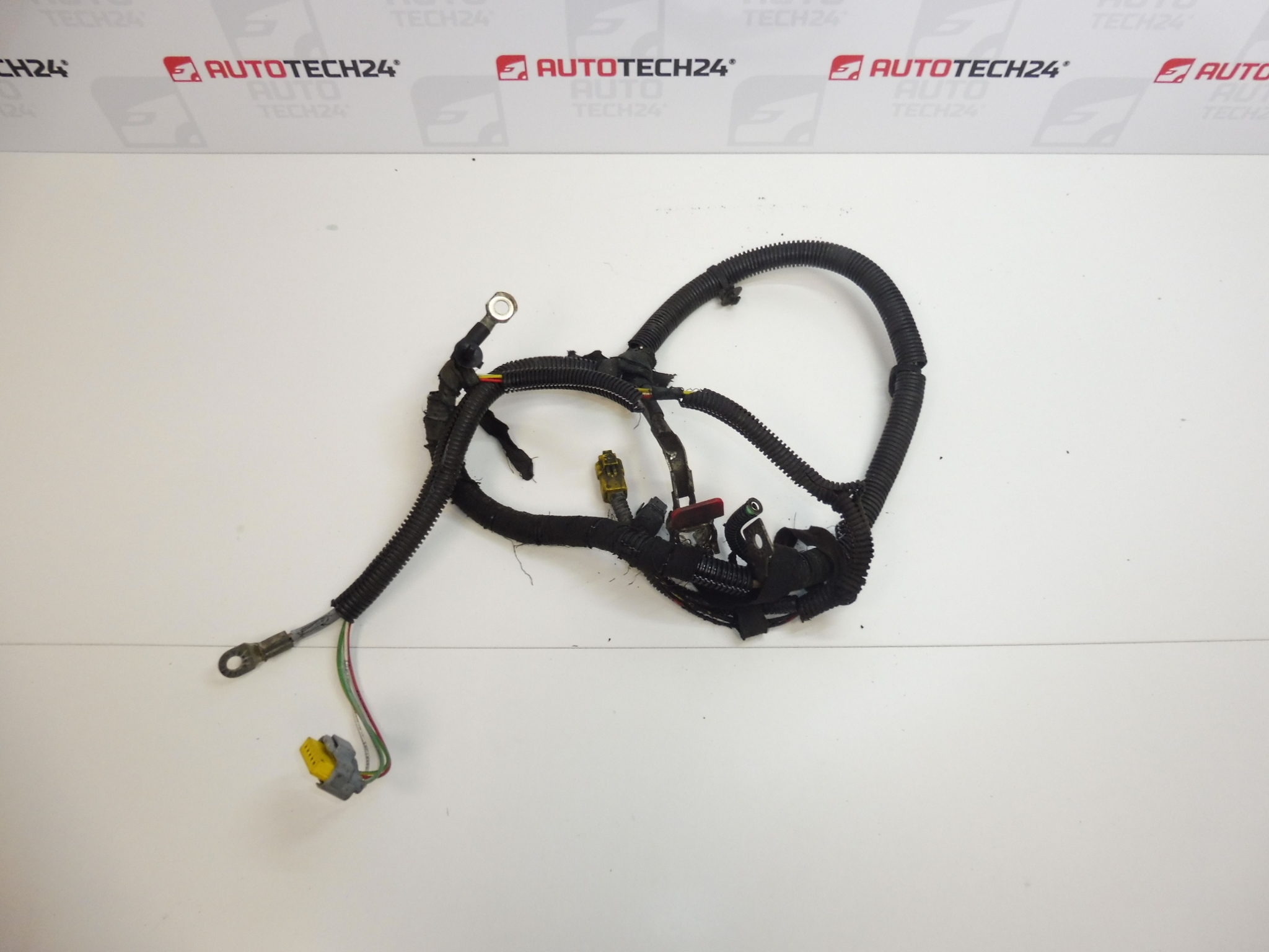 Kladný kabel AKU Citroën Peugeot 2.0 16V 9655329880 9661639980 5642GF