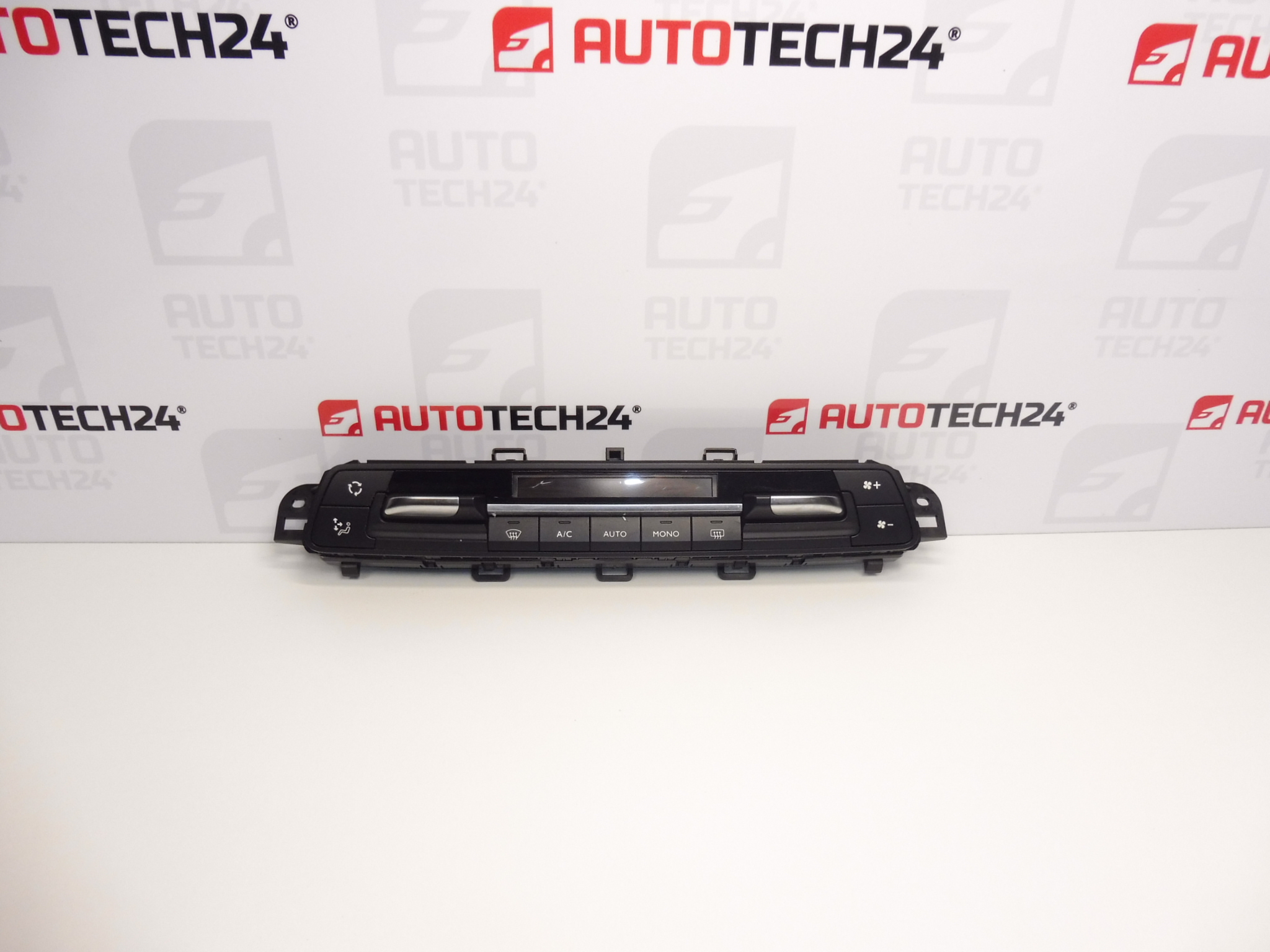 Ovladač topení Citroën Peugeot Opel 98075402ZD