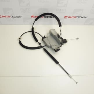 Zámek dveří za řidičem Citroën Peugeot 9824358680